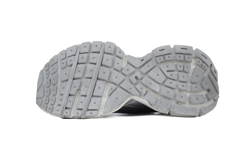 Balenciaga 3XL men's shoes Track Sneaker – Low-Top Chunky Sole  balenciaga runners