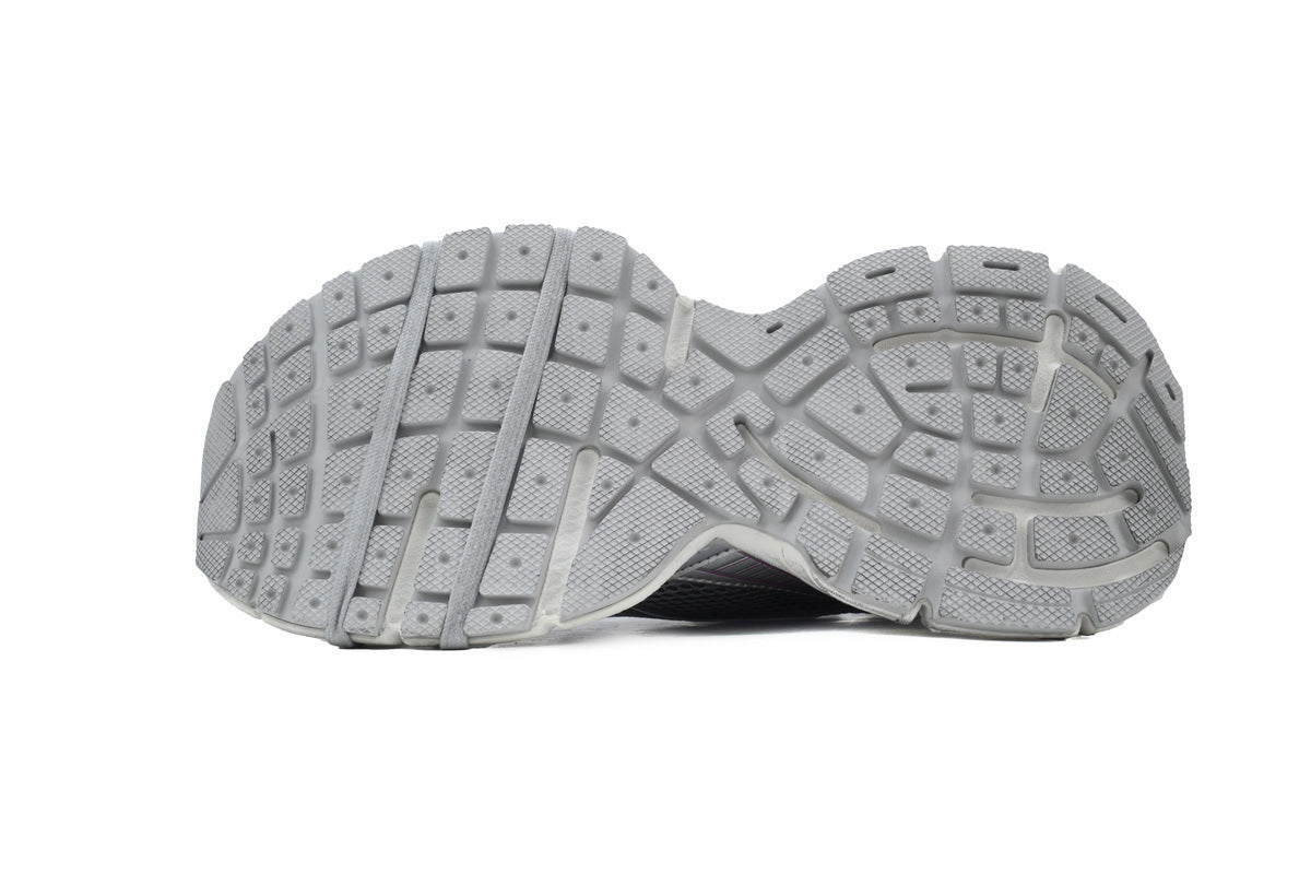 Balenciaga 3XL men's shoes Track Sneaker – Low-Top Chunky Sole  balenciaga runners