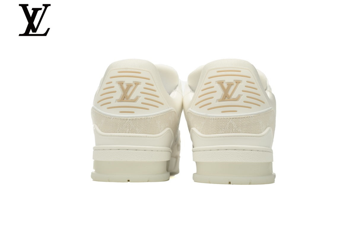Louis Vuitton Trainer  shoes for man  women Sneaker – Cream Monogram