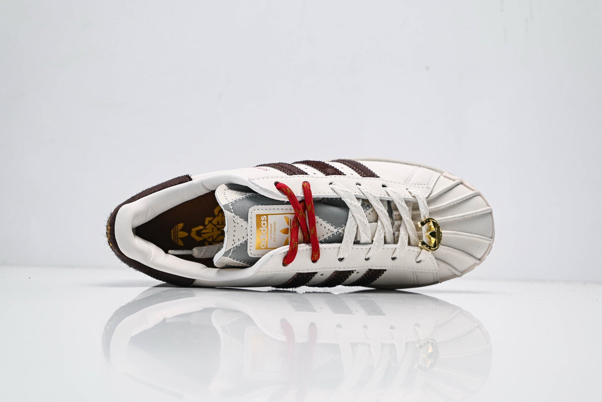 adidas samba  women's shoes  men's samba sneakers adidas samba  with Red Laces & White