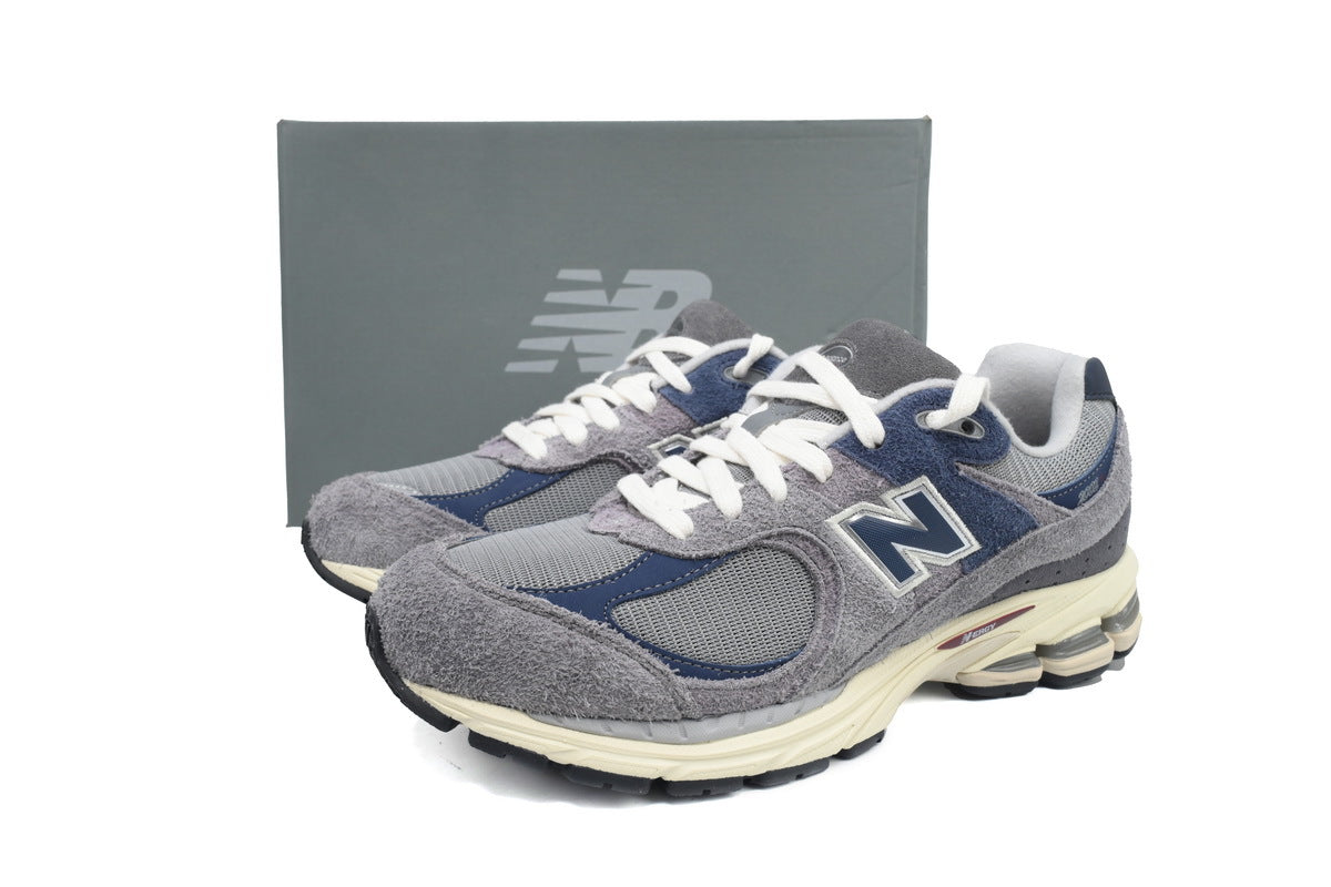 New Balance 2002R Women's & Men's Grey & Navy Textured Retro Sneakers