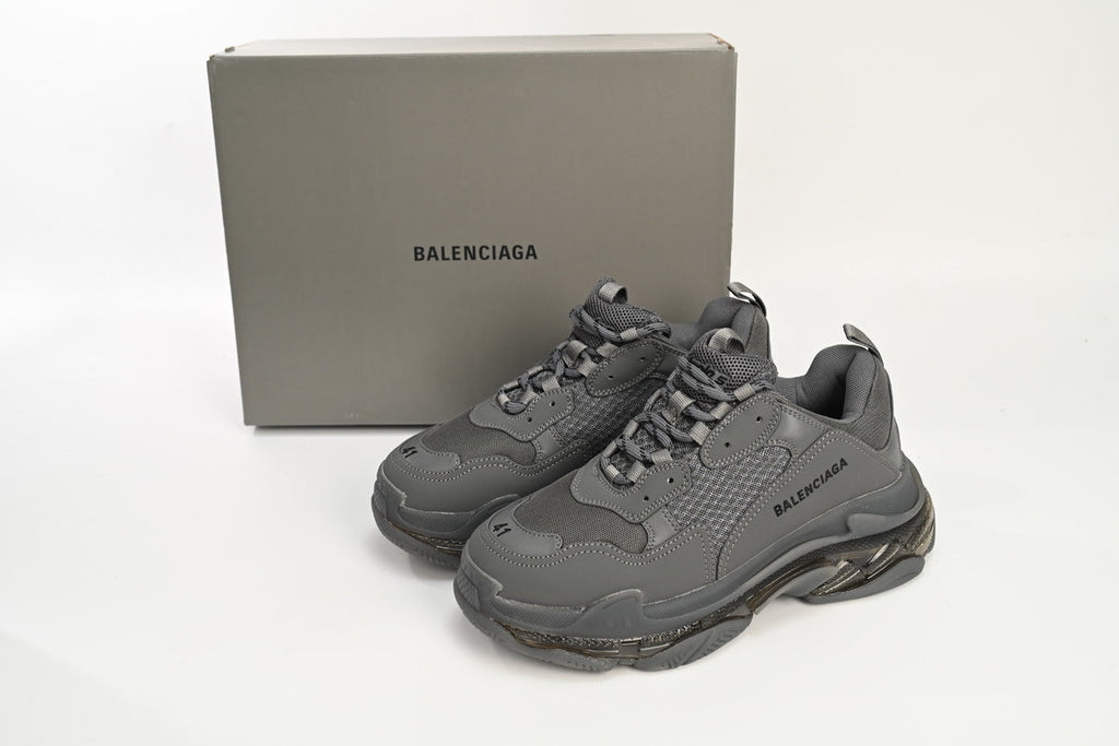 Balenciaga  men's shoes Track Triple S Clear Sole Sneakers  balenciaga runners café-style