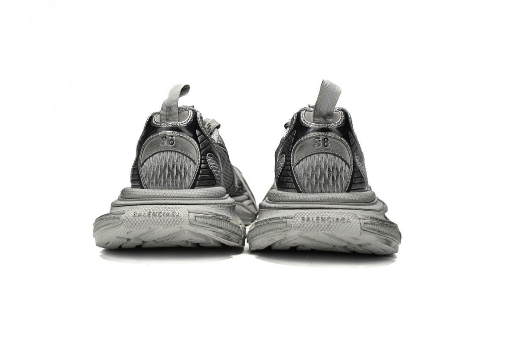Balenciaga 3XL  men's shoes Track Sneaker – Low-Top Chunky Sole balenciaga runners grey