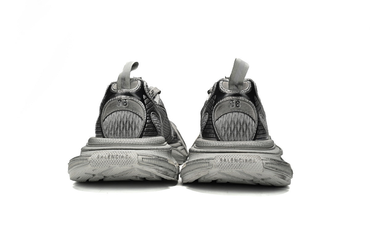 Balenciaga 3XL  men's shoes Track Sneaker – Low-Top Chunky Sole balenciaga runners grey