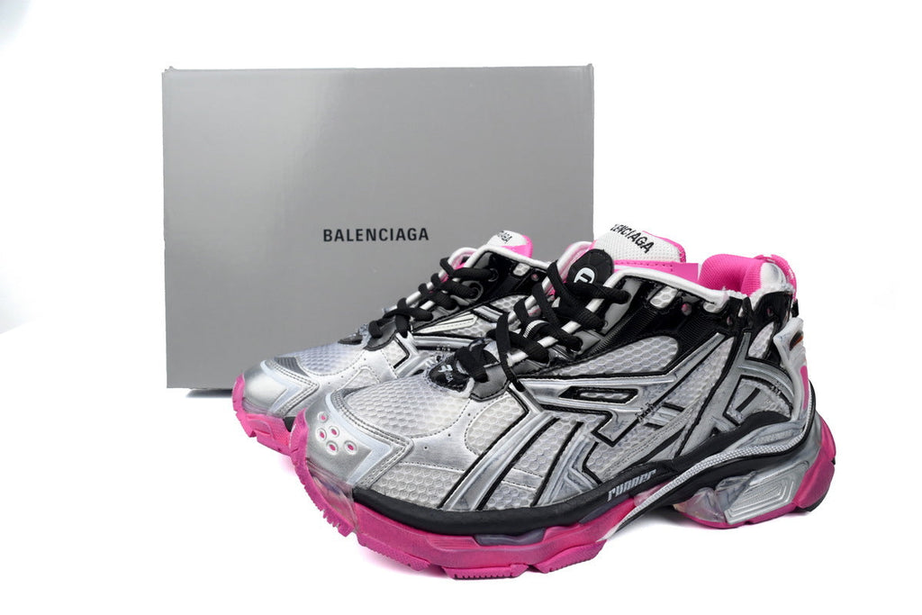 Balenciaga men's shoes Track Runner Sneaker – Distressed Low-Top  balenciaga runners Greyish-red