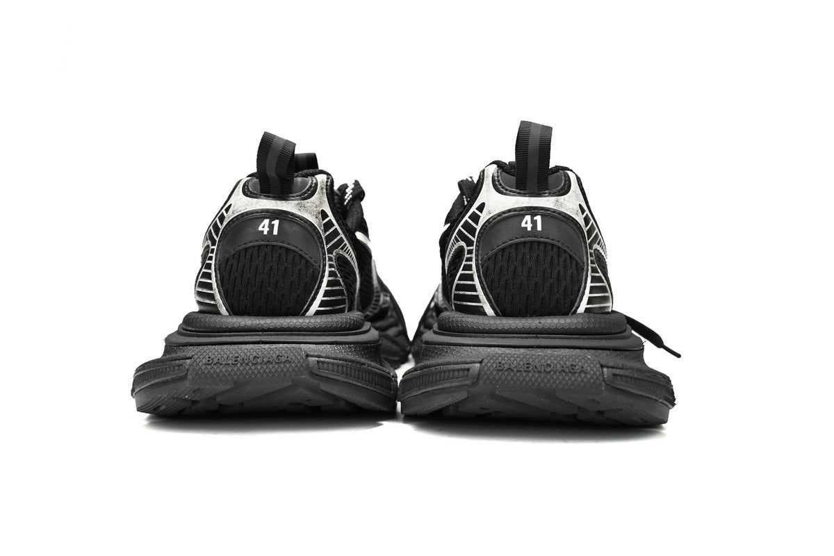 Balenciaga 3XL men's shoes Track Sneaker – Low-Top Chunky Sole  balenciaga runners  Black and White