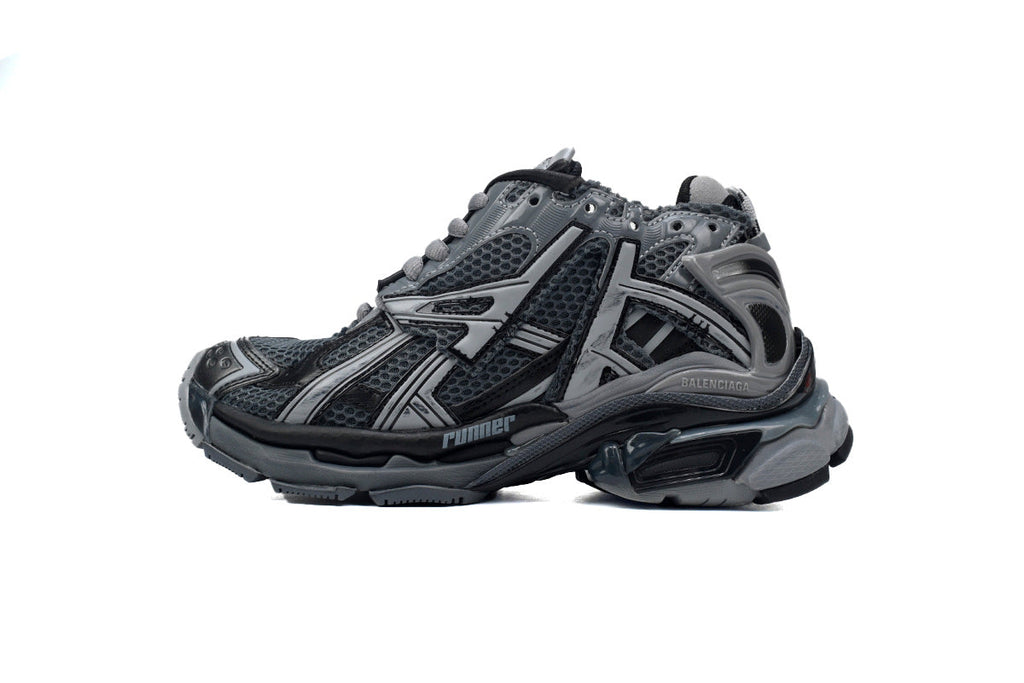 Balenciaga men's shoes Track  Runner Sneaker – Distressed Low-Top balenciaga runners black