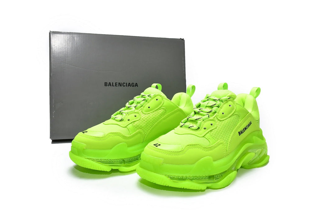 Balenciaga men's shoes Track Triple S Clear Sole Sneakers balenciaga runners Light green