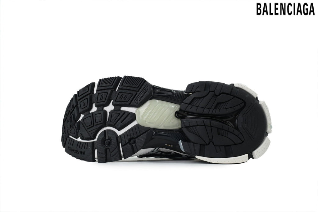 Balenciaga Runner men's shoes  women sneakers – Black & White