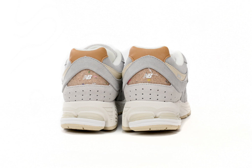 New Balance 2002R Women's & Men's Light Grey & Cream Retro Sneakers