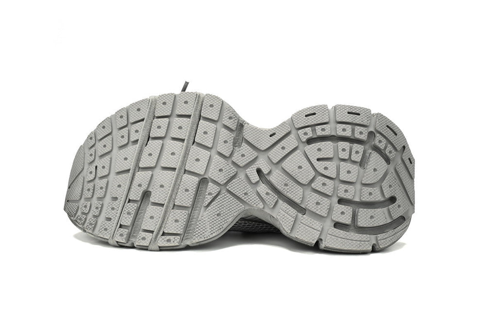 Balenciaga 3XL  men's shoes Track Sneaker – Low-Top Chunky Sole balenciaga runners grey
