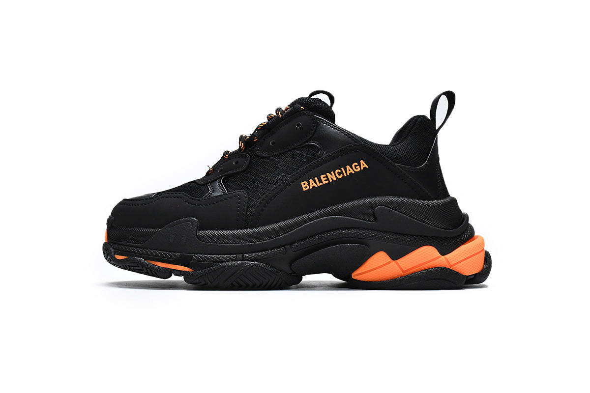 Balenciaga men's shoes Track Sneaker Triple S Sneakers  balenciaga runners  black