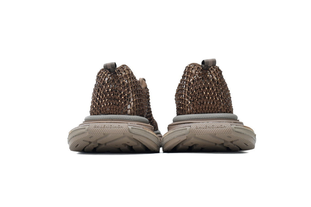 Balenciaga 3XL men's shoes Track Sneaker – Low-Top Chunky Sole  balenciaga runners