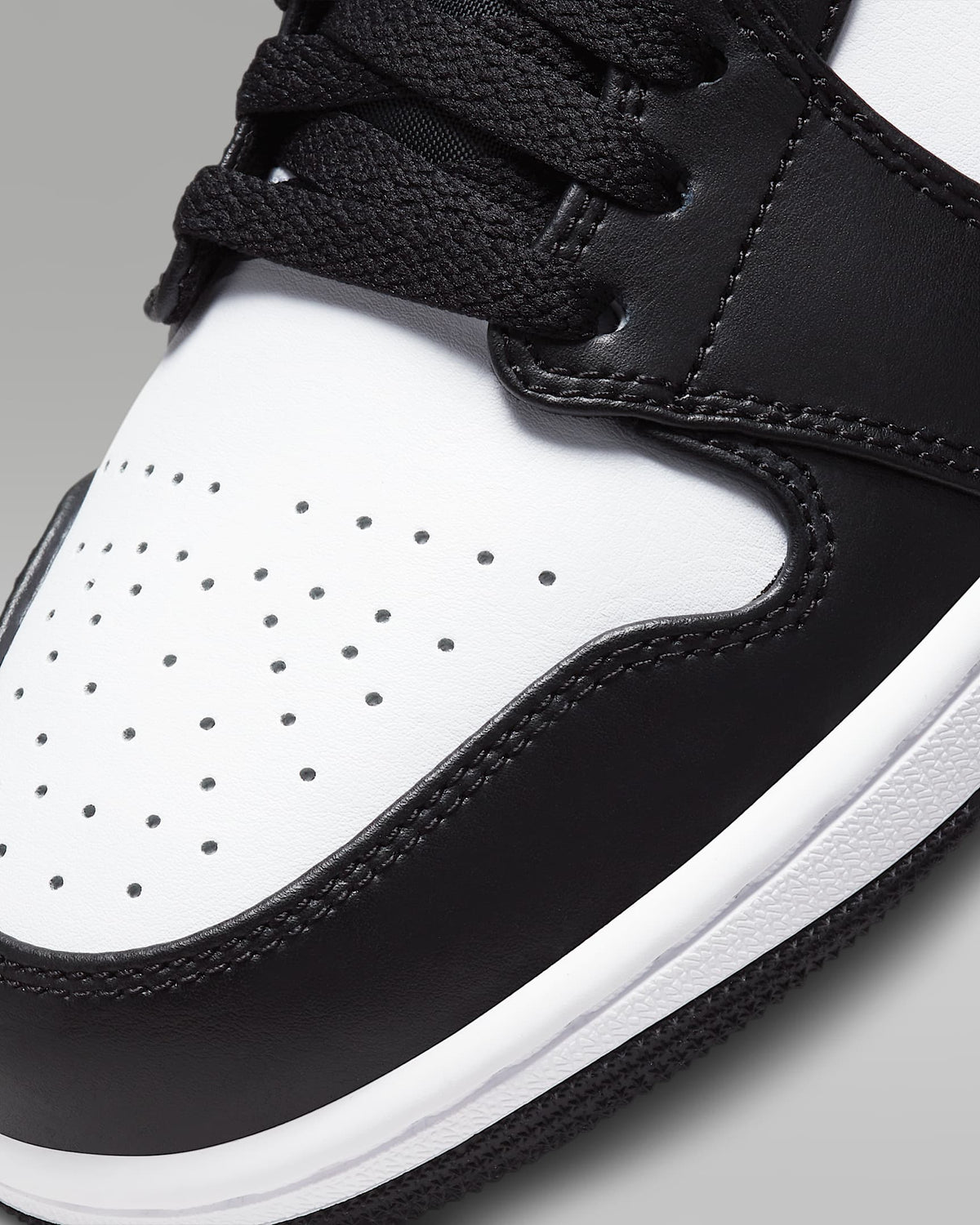 nike mens low top shoes Air Jordan 1 Low OG Black White Grey Swoosh Leather Sneakers