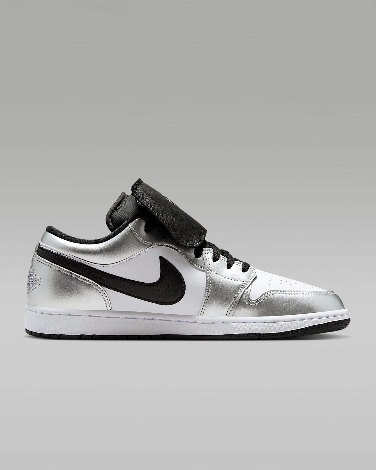 nike mens low top shoes Air Jordan 1 Low FlyEase White Metallic Silver Black Leather Sneakers