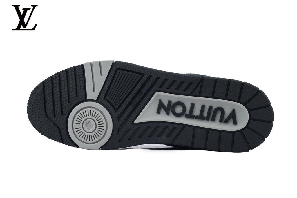 Louis Vuitton Trainer shoes for man  women Sneaker – Black Denim Monogram