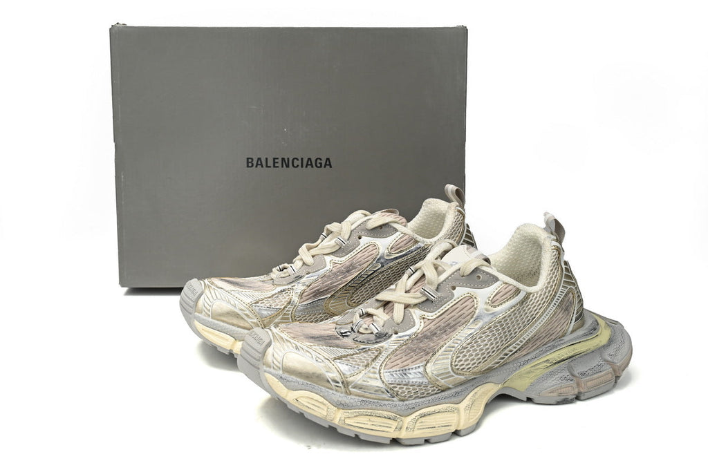 Balenciaga 3XL men's shoes Track Sneaker – Low-Top Chunky Sole balenciaga runners Golden Champagne