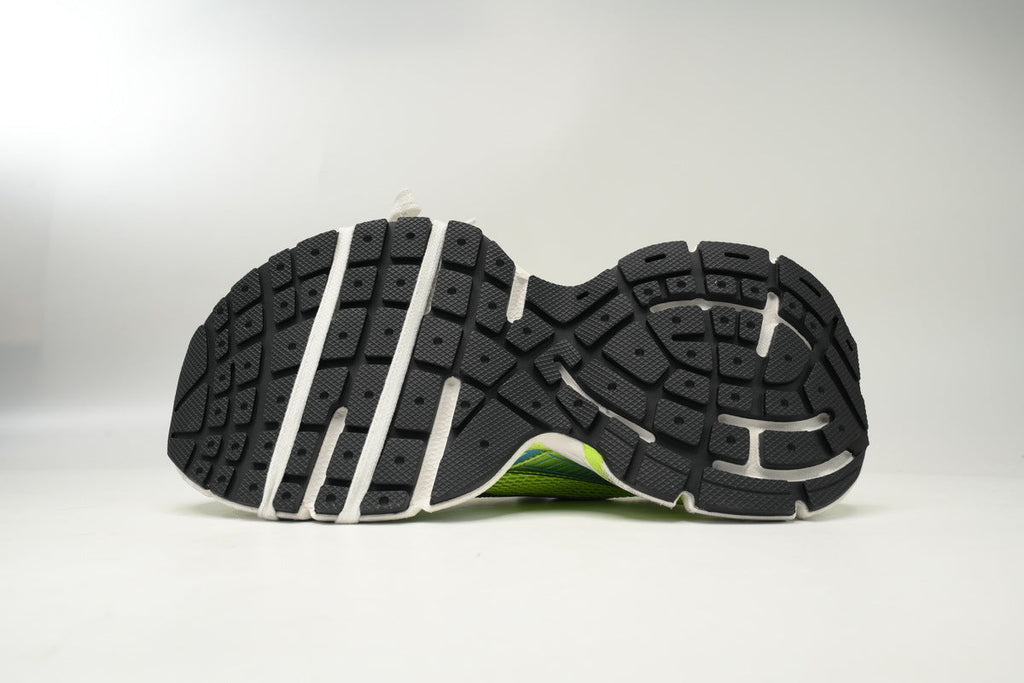 Balenciaga 3XL  men's shoes Track Sneaker – Low-Top Chunky Sole balenciaga runners Fluorescent green
