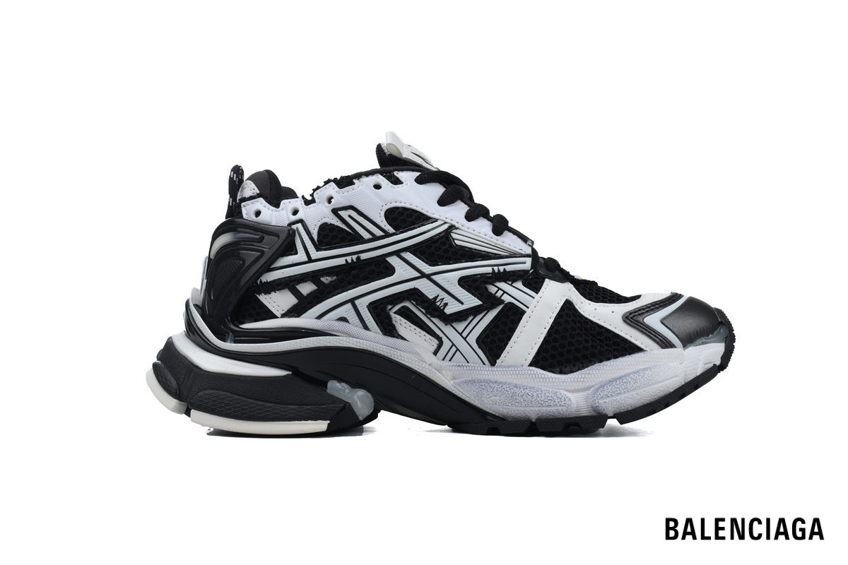 Balenciaga Runner men's shoes  women sneakers– Black & White