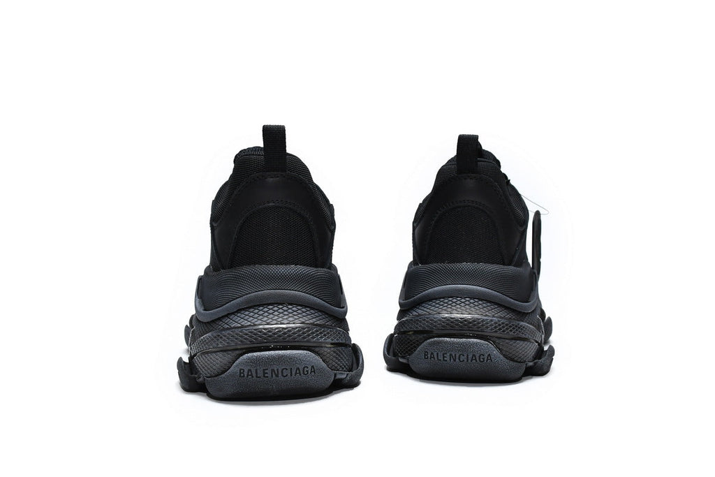 Balenciaga men's shoes Track Triple S Clear Sole Sneakers  balenciaga runners black