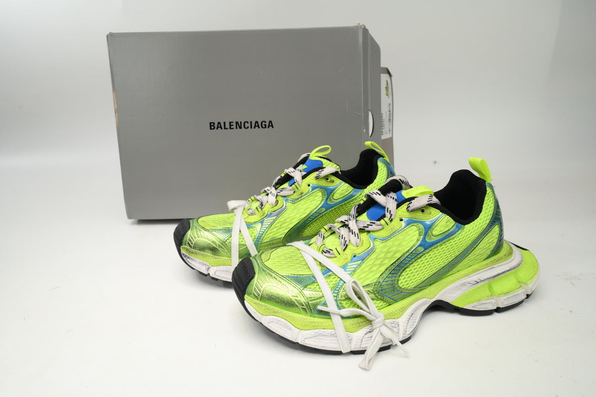 Balenciaga 3XL  men's shoes Track Sneaker – Low-Top Chunky Sole balenciaga runners Fluorescent green