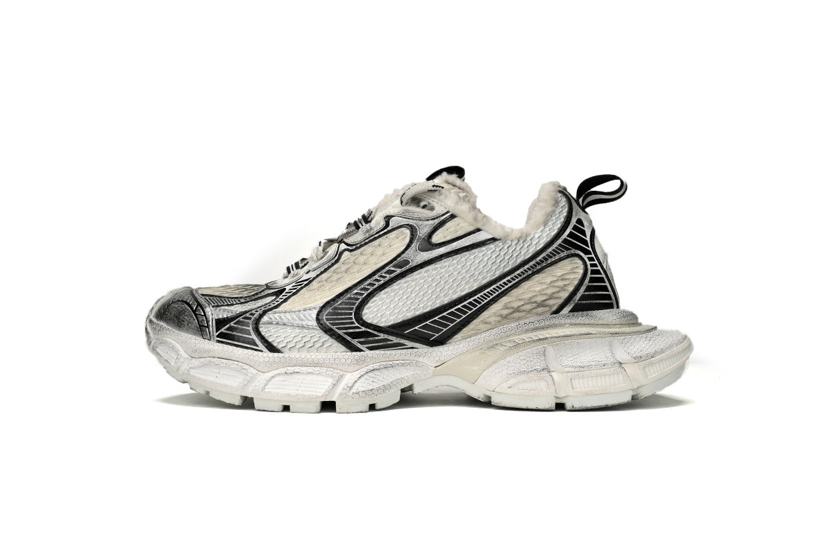 Balenciaga 3XL men's shoes Track Sneaker – Low-Top Chunky Sole balenciaga runners Golden Champagne
