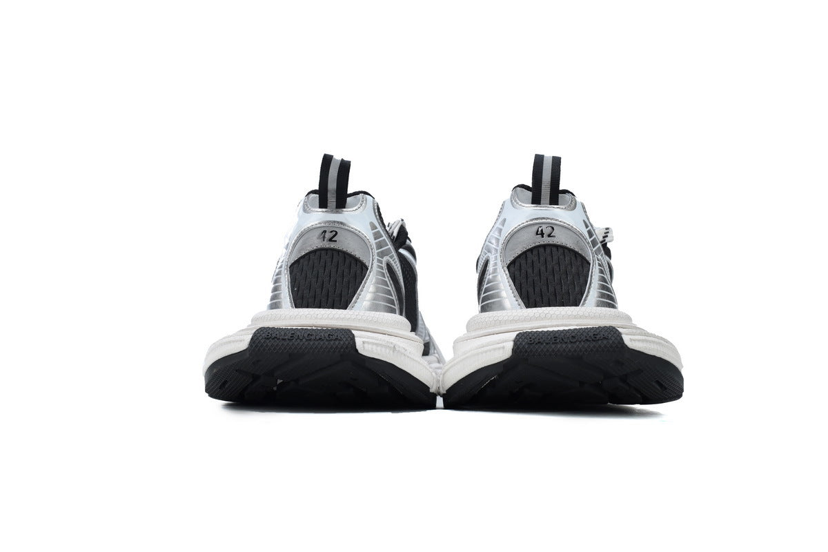 Balenciaga 3XL men's shoes Track  Sneaker – Low-Top Chunky Sole balenciaga runners Black and White