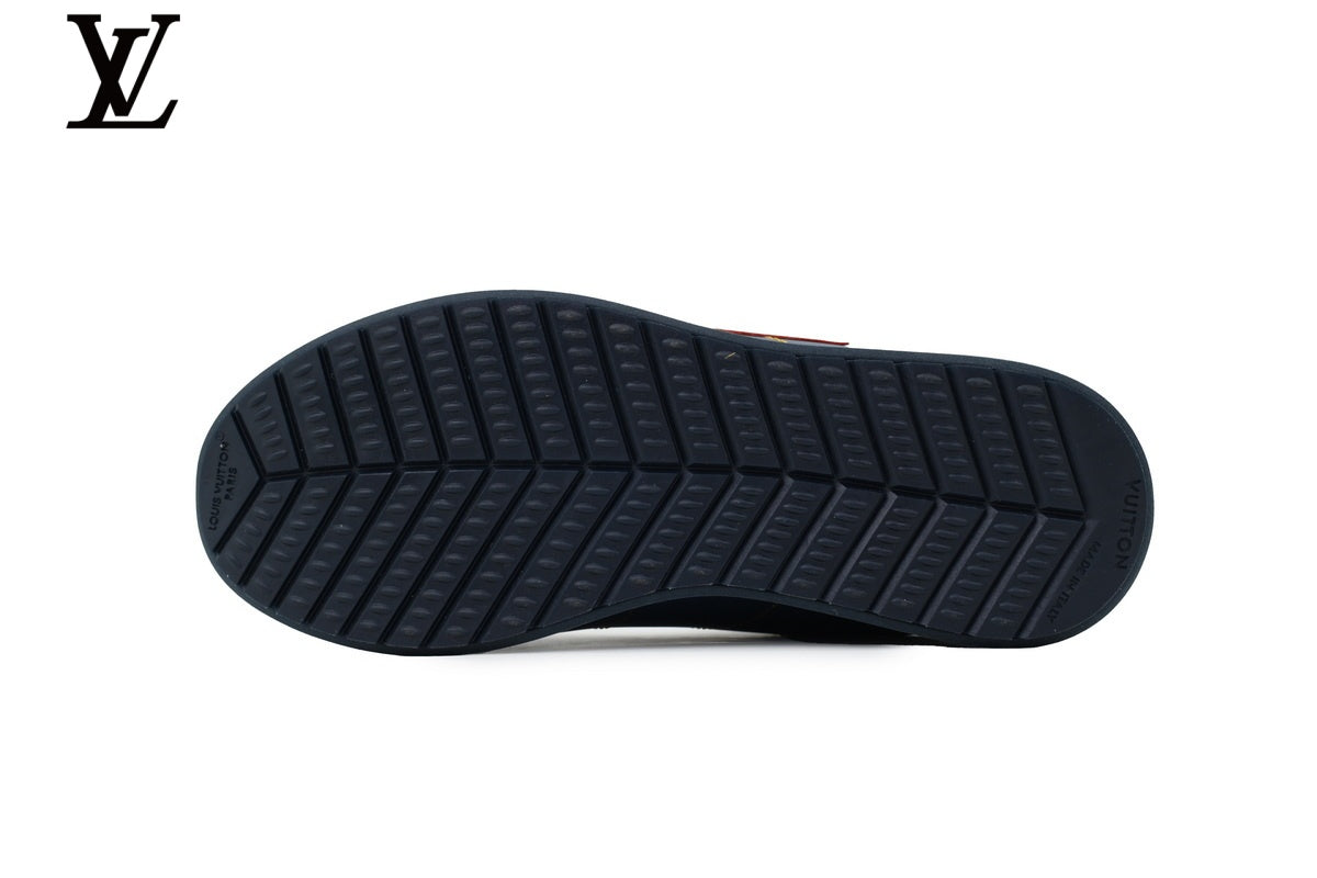 Louis Vuitton Low Top Sneaker in Navy Fabric and Leather Splicing with Two-Tone Logo