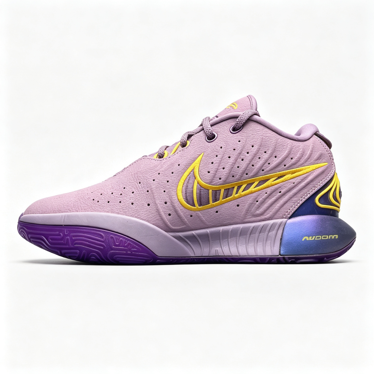 Nike LeBron 21 Low-Top Basketball Shoes