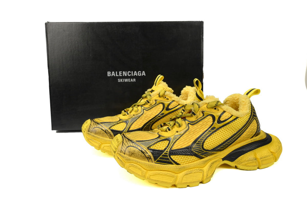 Balenciaga 3XL men's shoes Track Sneaker – Low-Top Chunky Sole balenciaga runners  yellow