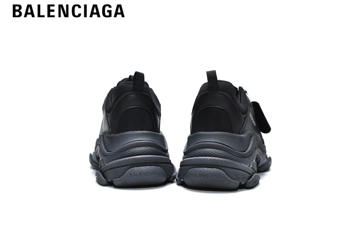 Balenciaga Triple S men's shoes  women sneakers — Full Black