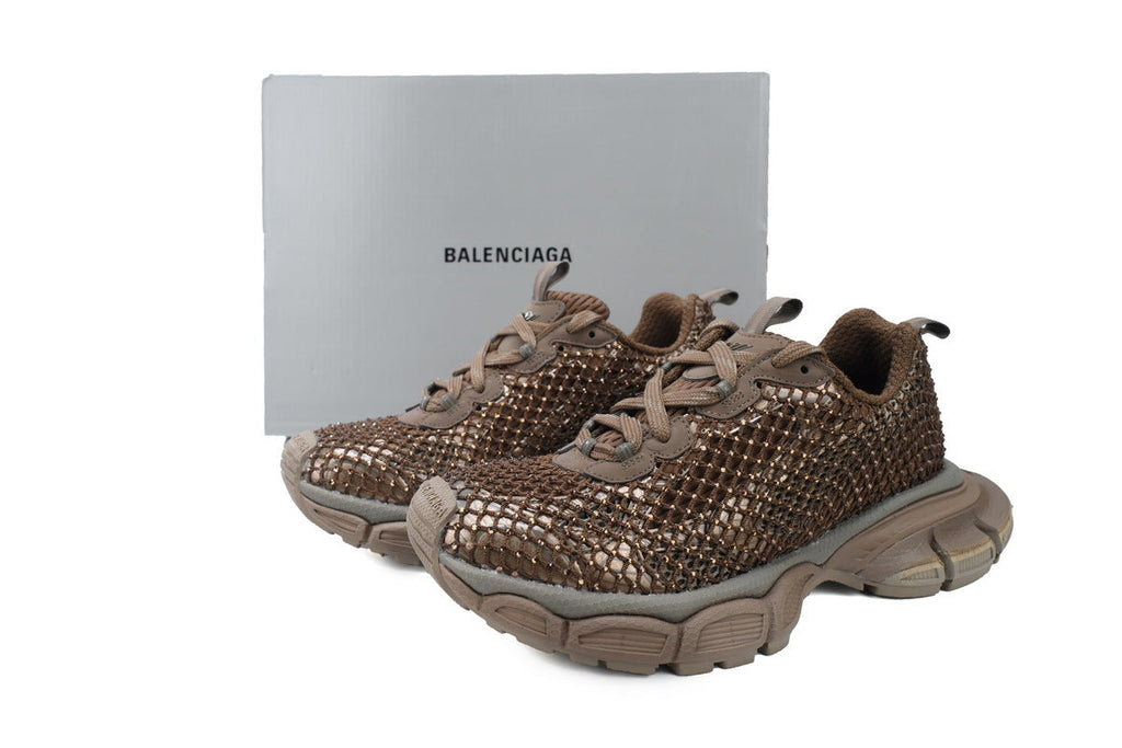 Balenciaga 3XL men's shoes Track Sneaker – Low-Top Chunky Sole  balenciaga runners